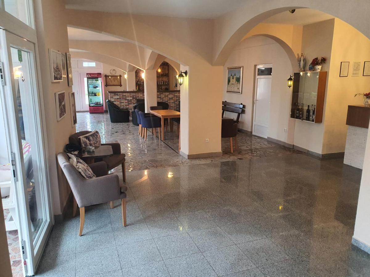 Hotel Barbaric Međugorje المظهر الخارجي الصورة