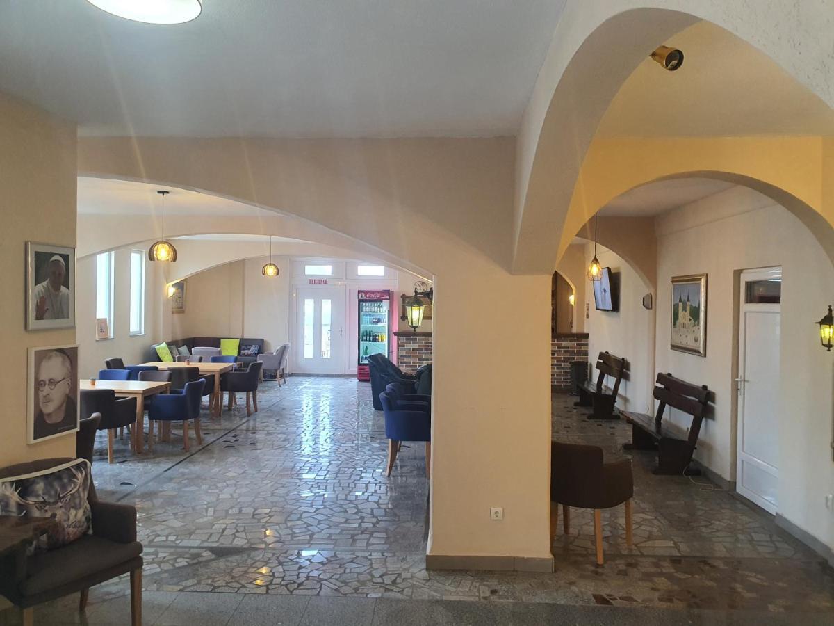 Hotel Barbaric Međugorje المظهر الخارجي الصورة